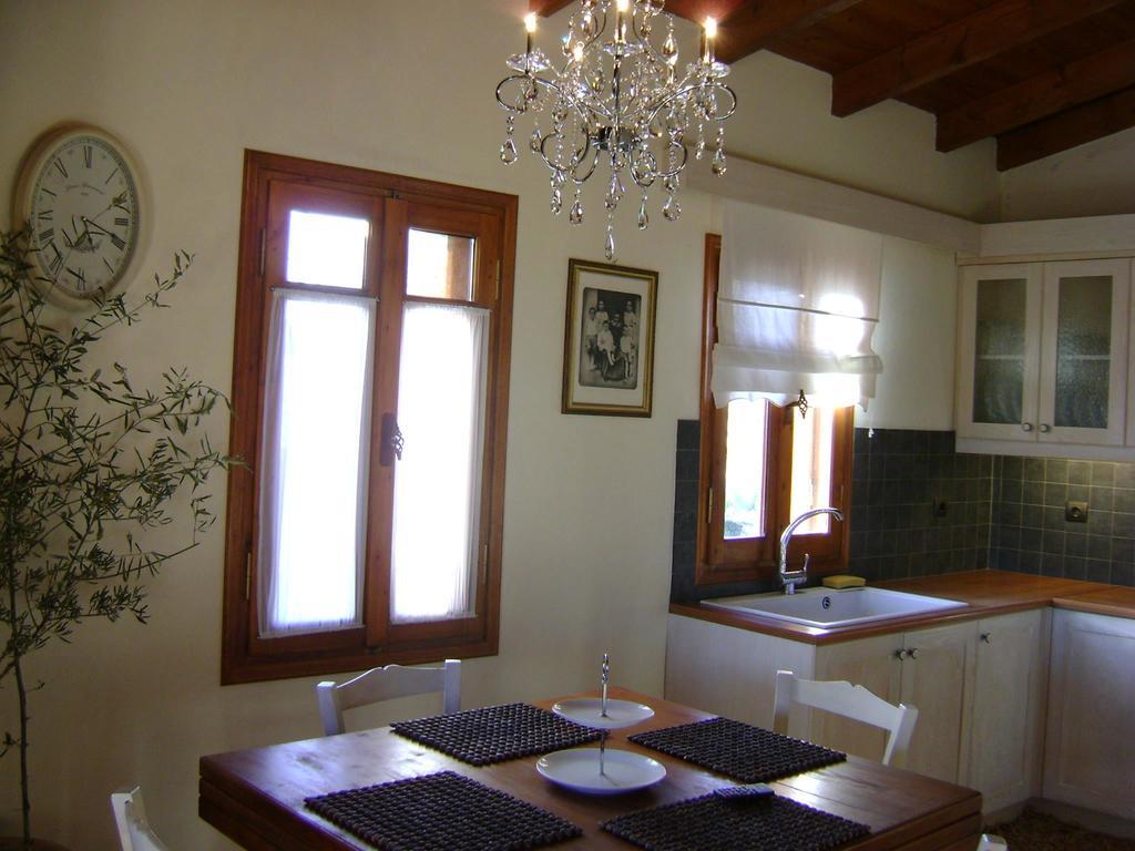 Julies Crete-Valley View House Anópolis Exterior foto